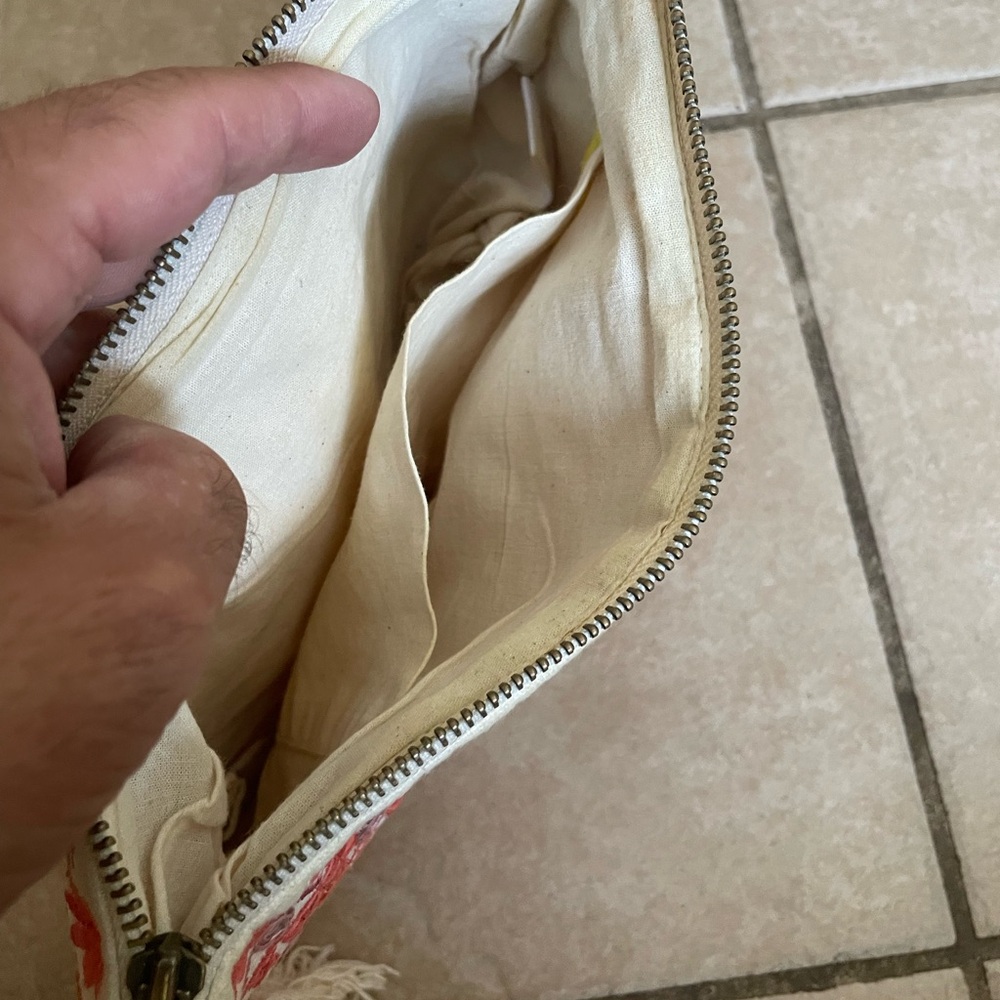 Roller Rabbit clutch - Picture 4 of 5